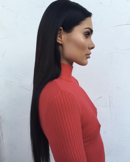 42 Super Straight Hairstyles For That Long Glamorous Look Throughout Straight And Sleek Hairstyles (View 3 of 25)