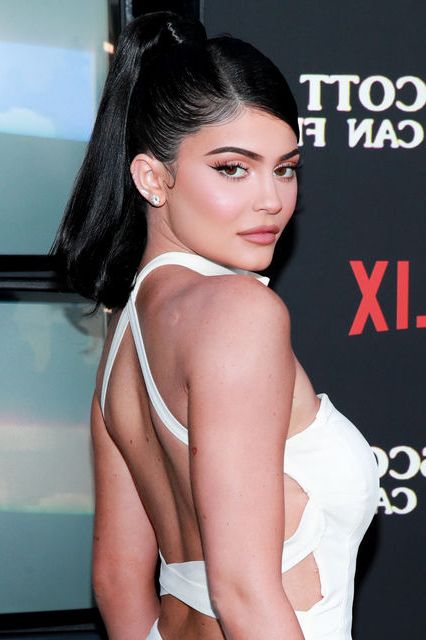 Kylie Jenner, Travis Scott, Stormi Webster Make Red Carpet Pertaining To Sky High Pony Updo Hairstyles (View 18 of 25)
