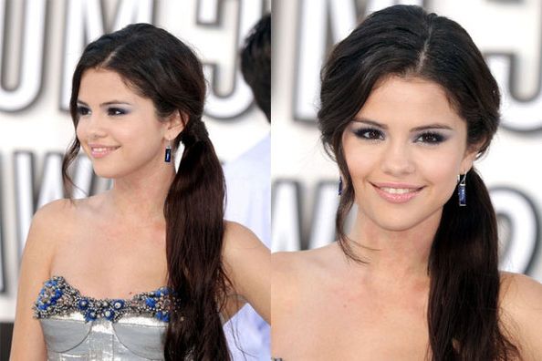 Side Ponytail – Selena Gomez Prom Hairstyle Ideas – Stylebistro In Side Ponytail Prom Hairstyles (View 11 of 25)