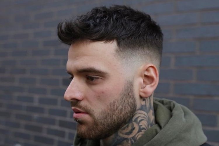 10 Faux Hawk Haircuts & Hairstyles For Men | Man Of Many With Regard To Fauxhawk  Haircuts (View 17 of 25)