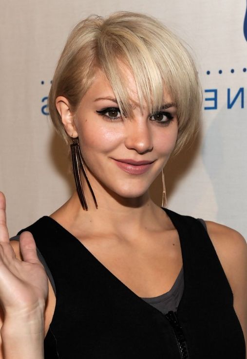 100 Hottest Bob Hairstyles For Short, Medium & Long Hair With Blonde Bob Haircuts With Side Bangs (Photo 24 of 25)