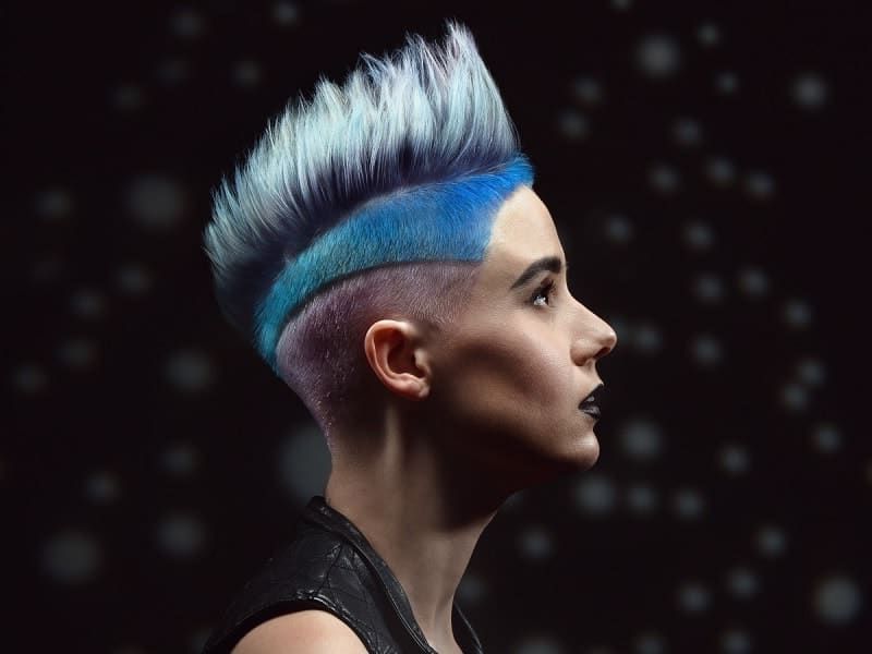 11 Bold Mohawk Hairstyles For Girls To Try – Hairstylecamp With Blue Hair Mohawk Hairstyles (Photo 7 of 25)