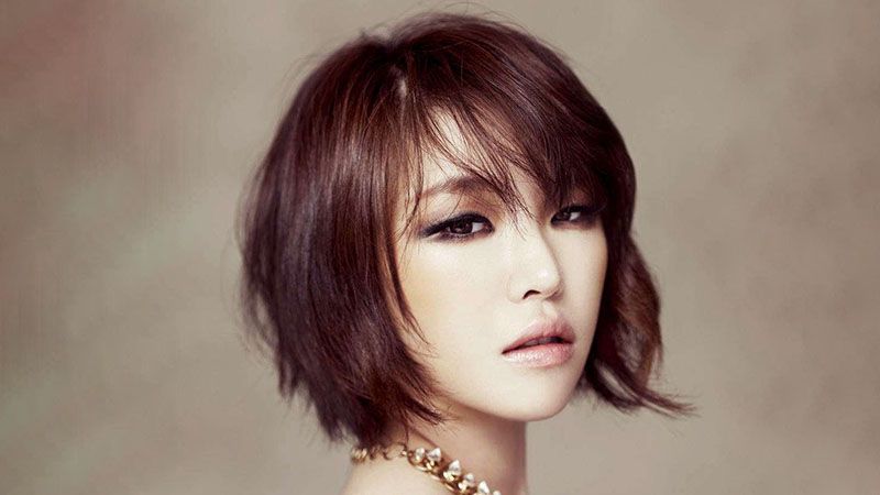 20 Best Inverted Bob Haircuts For Women – The Trend Spotter For Round Bob Hairstyles With Front Bang (Photo 5 of 25)