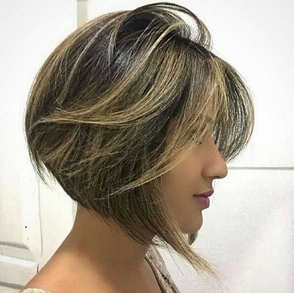 22 Trendy Short Haircut Ideas For 2020: Straight, Curly Hair Pertaining To Classy Pixie Haircuts (Photo 24 of 25)