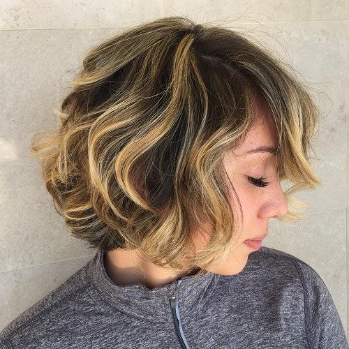 22 Ways To Rock A Wavy Curly Bob Haircut | Styles Weekly Inside Curls And Blonde Highlights Hairstyles (View 21 of 25)
