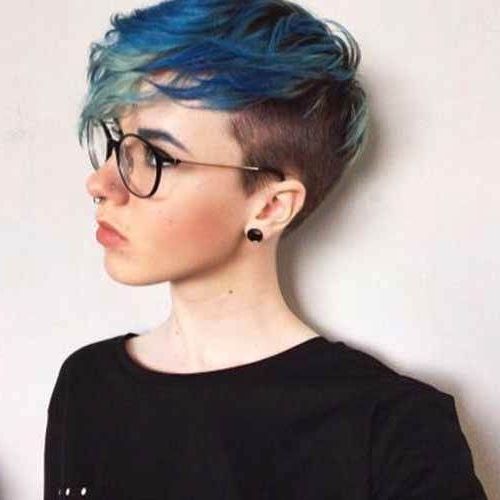 23 Bold Yet Elegant Short Hairstyles For Girls To Look Chic In Chic And Elegant Pixie Haircuts (Photo 2 of 25)