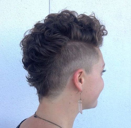 25 Exquisite Curly Mohawk Hairstyles For Girls And Women For Feminine Curls With Mohawk Haircuts (Photo 3 of 25)