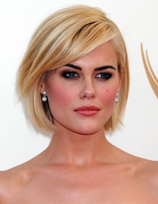 26 Best Short Haircuts For Long Face – Popular Haircuts With Regard To Elegant Short Bob Haircuts (View 16 of 25)