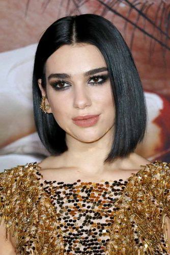 55 Versatile Medium Bob Haircuts To Try | Lovehairstyles Pertaining To Chin Length Bob Hairstyles With Middle Part (Photo 19 of 25)