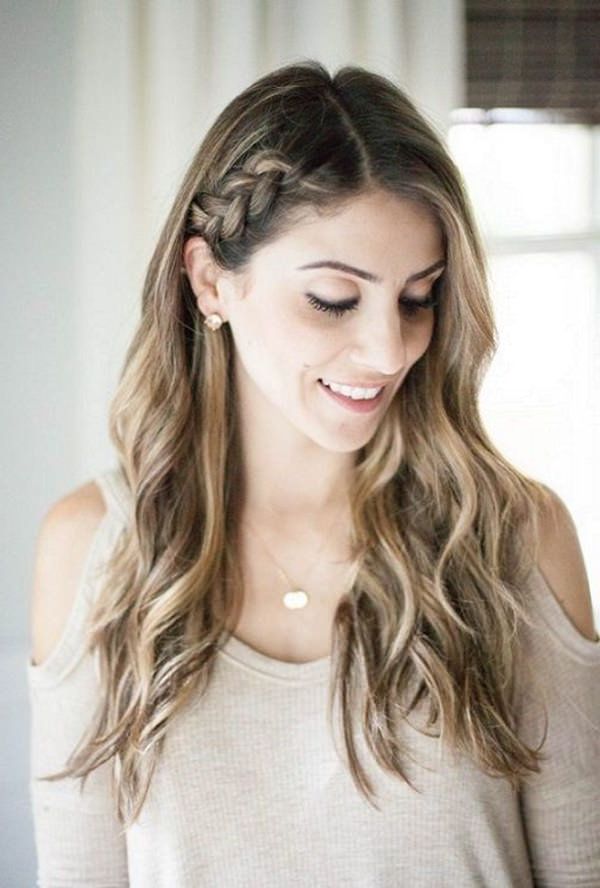 90 Glamorous Side Braids To Try Out This Season With Loose Waves Hairstyles With Twisted Side (Photo 20 of 25)