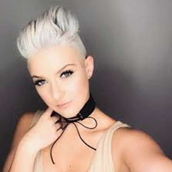 95 Bold Shaved Hairstyles For Women In Shaved And Colored Mohawk Haircuts (View 7 of 25)