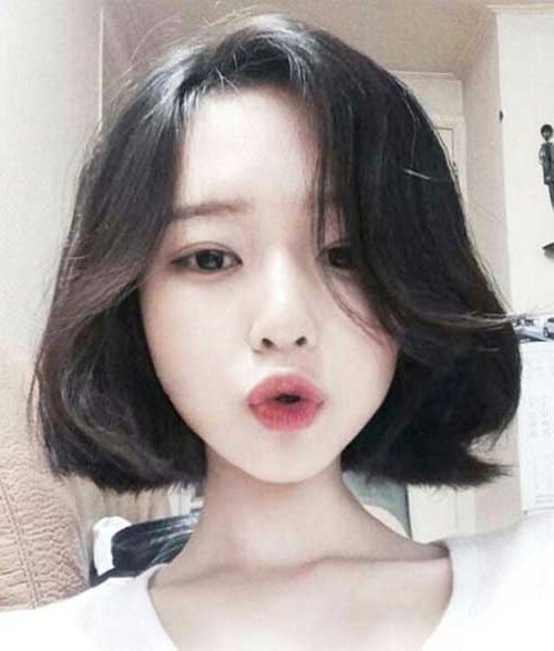 Adorable Asian Ladies With Bob Hair Cuts | Bob Hairstyles Within Sweet And Adorable Chinese Bob Hairstyles (Photo 6 of 25)