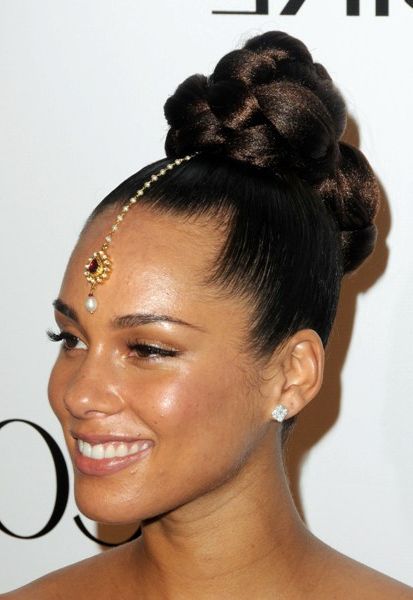 Alicia Keys Hairstyles – Careforhair.co.uk With Regard To Alicia Keys Glamorous Mohawk Hairstyles (Photo 11 of 25)