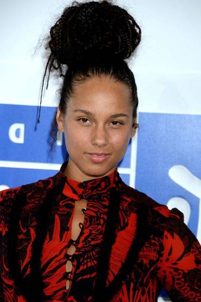 Alicia Keys No Makeup: Lenny Essay About Why She Won't Wear Pertaining To Alicia Keys Glamorous Mohawk Hairstyles (View 23 of 25)