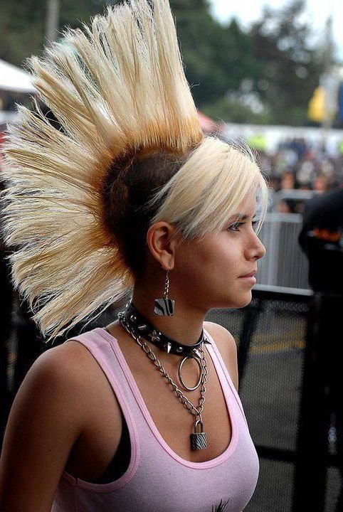 Bleach Blonde Hawk In 2019 | Girl Mohawk, Punk Rock Girls Regarding Rocker Girl Mohawk Hairstyles (View 2 of 25)