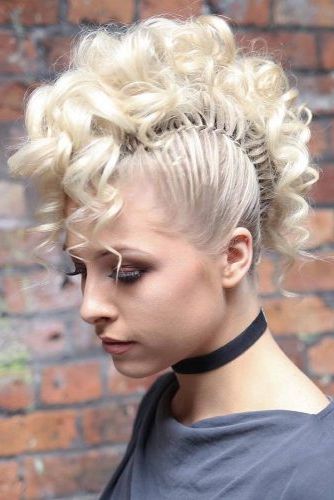 Braided Mohawk: Women Give A New Definition Of The Punky With Curly Beach Mohawk Hairstyles (View 22 of 25)