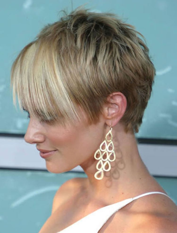 Classy Pixie Hairstyles For Round Faces – Hairstyles With Classy Pixie Haircuts (View 9 of 25)