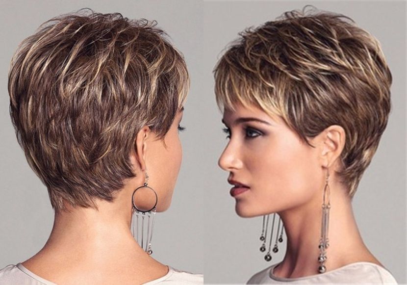 Pixie Cuts: 13 Hottest Pixie Hairstyles And Haircuts For Women In Curly Pixie Haircuts With Highlights (Photo 7 of 25)