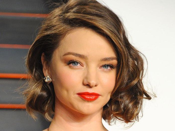 13 Flattering Hairstyles For Round Faces Intended For Long Bob Hairstyles For Round Face Types (Photo 12 of 25)