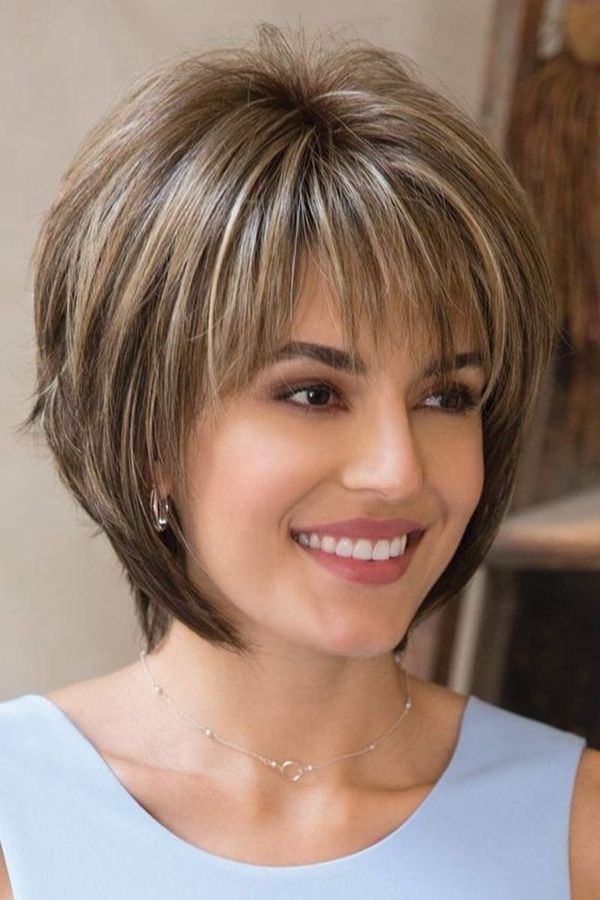 155 Short Haircuts For Round Faces (with Tutorial) With Regard To Short Bangs Hairstyles For Round Face Types (Photo 24 of 25)