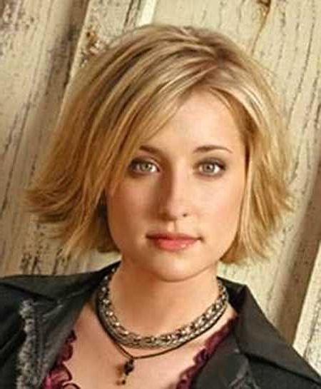 30 Best Short Hairstyles For Round Faces | Short Hair | Chin With Regard To Short Flip Haircuts For A Round Face (View 2 of 25)
