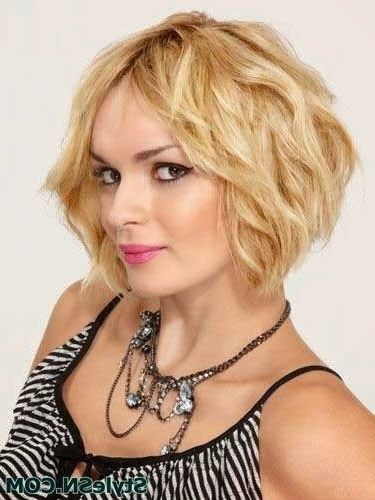 32 Eye Catching Bob Haircuts For Women – Pretty Designs Pertaining To Romantic Blonde Wavy Bob Hairstyles (View 9 of 25)