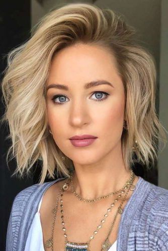 55 Stylish Layered Bob Hairstyles | Lovehairstyles Pertaining To Side Parted Bob Hairstyles With Textured Ends (Photo 23 of 25)