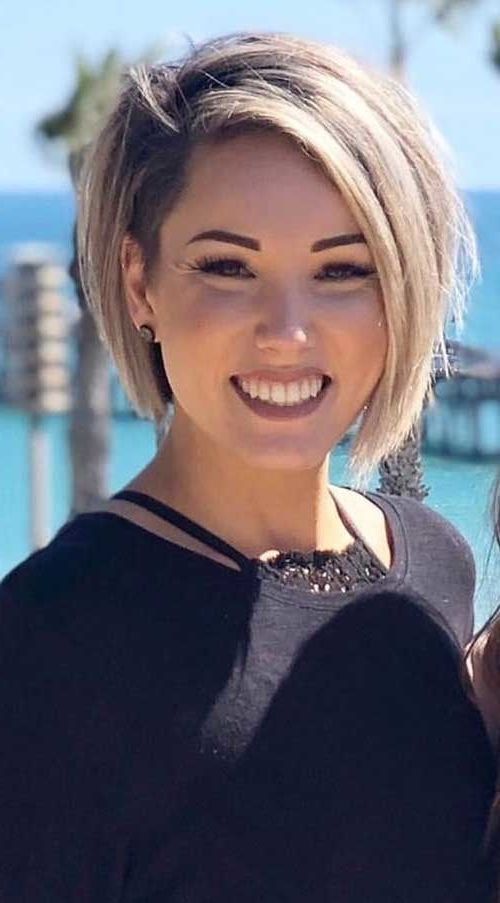 Chic Bob 2018 Latest Layered Short Haircuts For Round Faces Pertaining To Layered Short Hairstyles For Round Faces (Photo 7 of 25)
