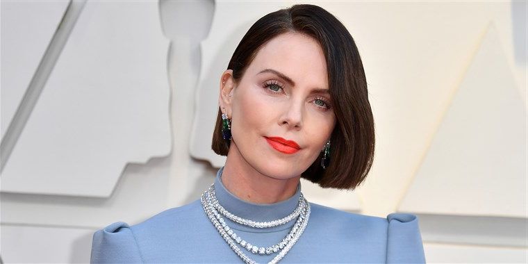 See Charlize Theron's Hair In A Brunette Bob And Other Intended For Sleek Blunt Brunette Bob Hairstyles (Photo 19 of 25)