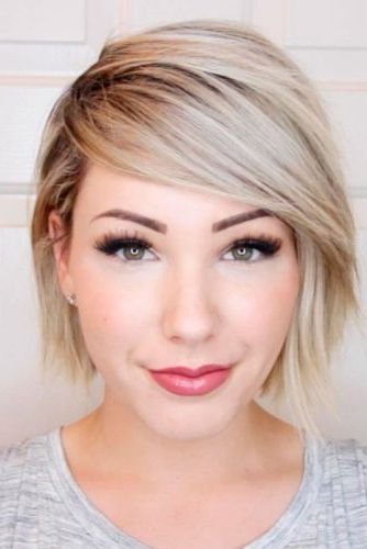 Short Hairstyles For Round Faces 2019: 45 Haircuts For Round Throughout Classic Asymmetrical Hairstyles For Round Face Types (View 24 of 24)