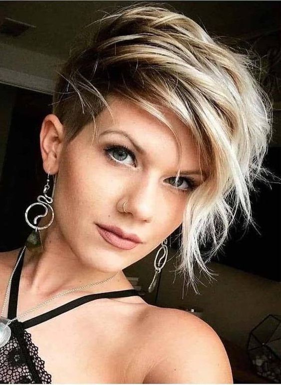 10 Trendy Short Hairstyles For Straight Hair | Stylish Womans In Newest Smooth Shave Pixie Haircuts (Photo 22 of 25)