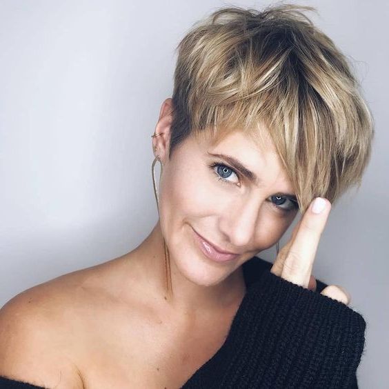 15 Edgy Short Haircuts For Women Over 40 – Styleoholic In Most Recently Edgy & Chic Short Curls Pixie Haircuts (Photo 14 of 25)