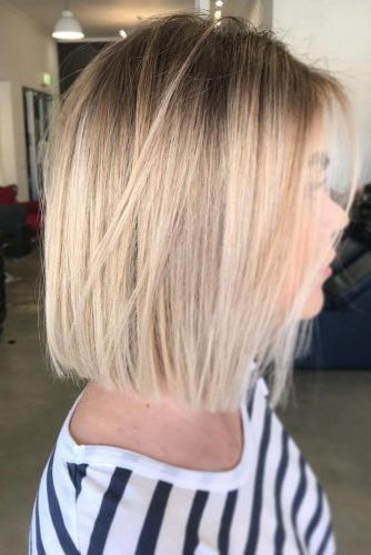 36 Amazing Layered Bob Haircuts: Modern And Stylish In Most Recently Classic Disconnected Bob Haircuts (View 5 of 25)