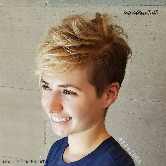 Asymmetrical Pixie With Highlights – 40 Bold And Gorgeous Regarding Latest Wavy Asymmetrical Pixie Haircuts With Pastel Red (View 21 of 26)