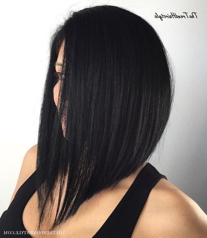 Blonde Contouring – 40 Chic Angled Bob Haircuts – The Throughout Jet Black Chin Length Sleek Bob Hairstyles (Photo 5 of 25)