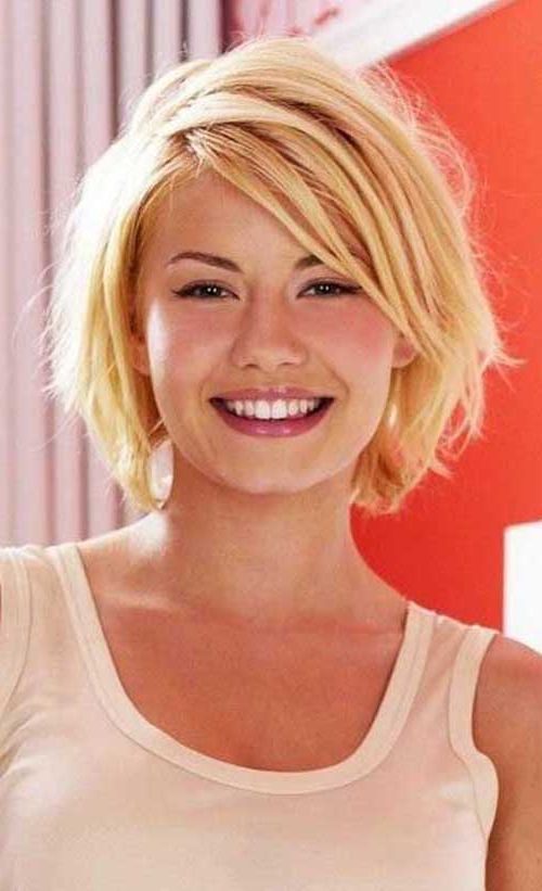 Short Bob Hairstyles For Round Faces | Bob Hairstyles 2018 Regarding Rounded Short Bob Hairstyles (View 15 of 25)
