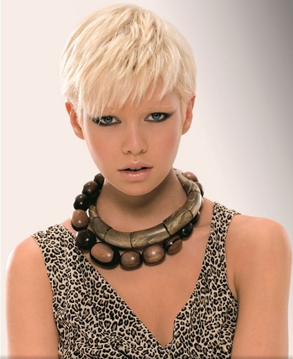 Short Layered Haircuts For Women For 2018 Short Layered Pixie Haircuts (Photo 22 of 25)