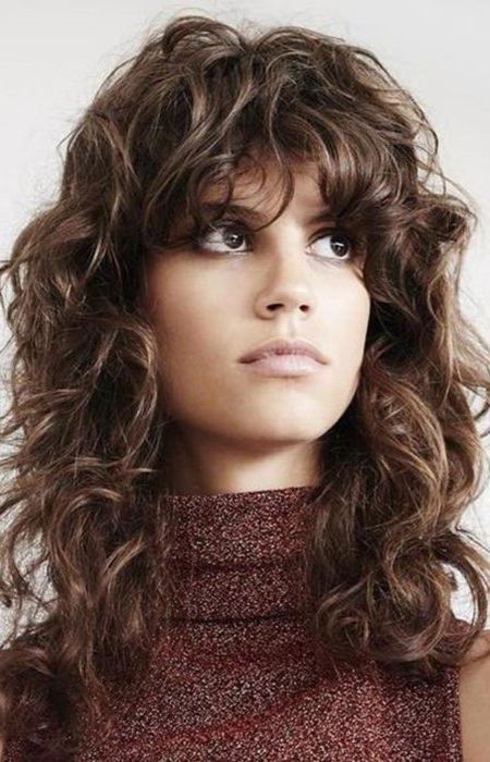 15 Stylish Shag Haircuts For All Hair Lengths – The Trend Regarding Current Choppy Shag Hairstyles With Short Feathered Bangs (View 9 of 25)