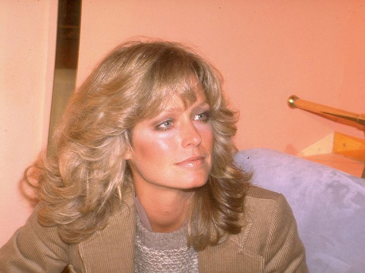 25 Ways To Style '70S Feathered Hair Intended For Most Recently Long Feather Cut Bangs Hairstyles With Flipped Ends (View 6 of 25)