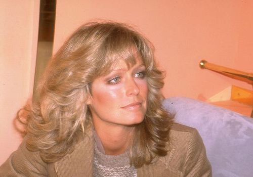 25 Ways To Style '70S Feathered Hair With Regard To Most Up To Date Side Swept Feathered Bangs Hairstyles (View 17 of 25)