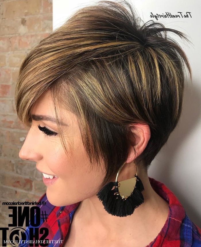 Layered Long Pixie Cut – 60 Gorgeous Long Pixie Hairstyles Pertaining To 2018 Feathery Bangs Hairstyles With A Shaggy Pixie (View 9 of 25)