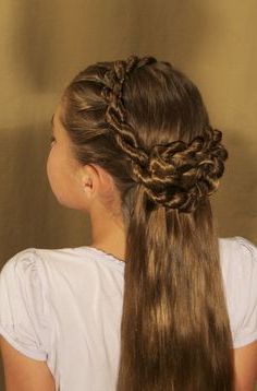 35 Mind Bogglingly Complicated Braids That Are A Feat Of Inside Most Popular Rope Crown Braid Hairstyles (View 4 of 25)