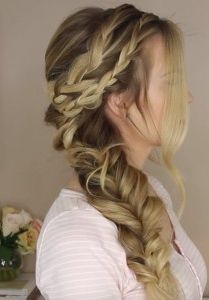 Get A Gorgeous Mermaid Side Braid With These Steps | Beauty With Current Mermaid Side Braid Hairstyles (Photo 11 of 25)