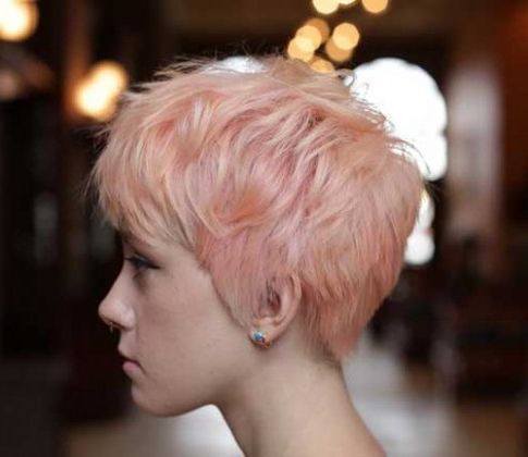 15+ Pink Pixie Hair | Pixie Cut – Haircut For 2019 Intended For Best And Newest Pastel Pixie Hairstyles With Undercut (View 7 of 25)