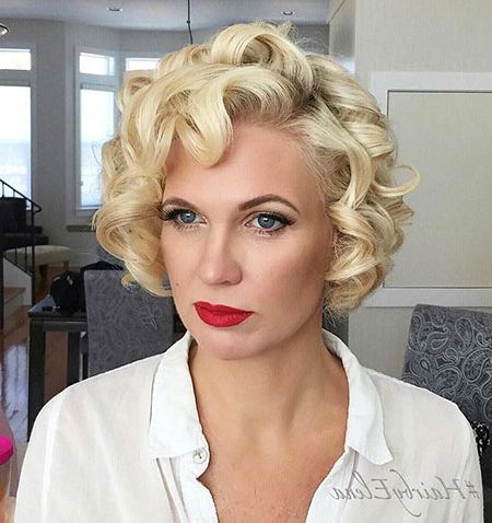 23 Short Curly Blonde Hair In Blonde Balayage Hairstyles On Short Hair (Photo 24 of 25)