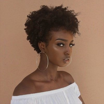 28 Curly Pixie Cuts That Are Perfect For Fall 2017 | Glamour With Best And Newest Curly Pixie Hairstyles With Segmented Undercut (View 23 of 25)