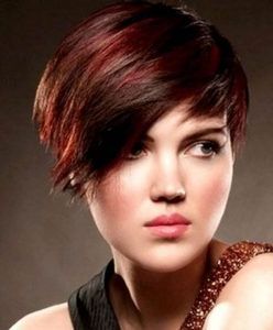30 Best Pixie Cut Hairstyles You Will Love (2021 Guide) Regarding Latest Pastel Pixie Hairstyles With Undercut (View 18 of 25)