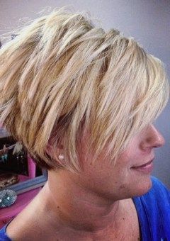 500+ Short Haircuts And Short Hair Styles For Women To Try Within Newest Short And Choppy Graduated Pixie Haircuts (Photo 6 of 25)