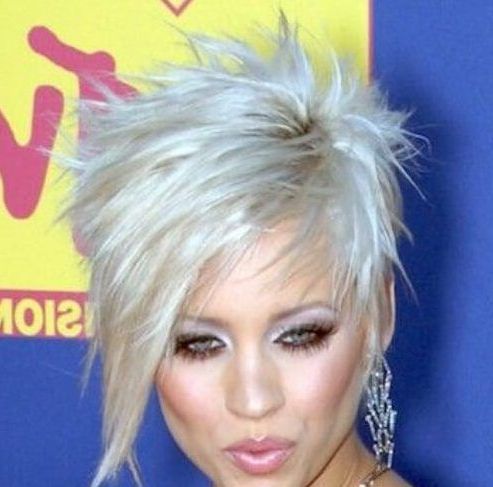 Pin Auf Hair Styles Regarding Most Current Feminine Pixie Hairstyles With Asymmetrical Undercut (View 14 of 25)