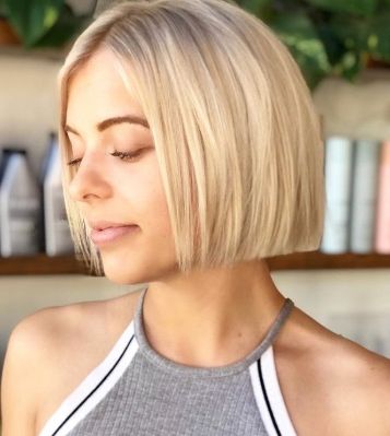 Short Blunt Hair Styles : 20 Best Blunt Haircuts From Bobs Regarding Blunt Cut Blonde Balayage Bob Hairstyles (Photo 8 of 25)